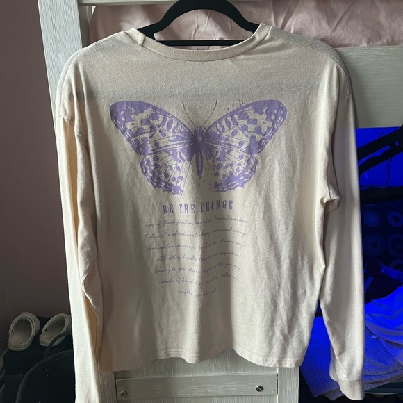 Butterfly shirt - Picture 1 of 2